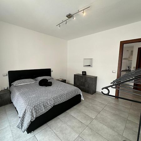 Gris I Blanca Apartment อาลเกโร ภายนอก รูปภาพ