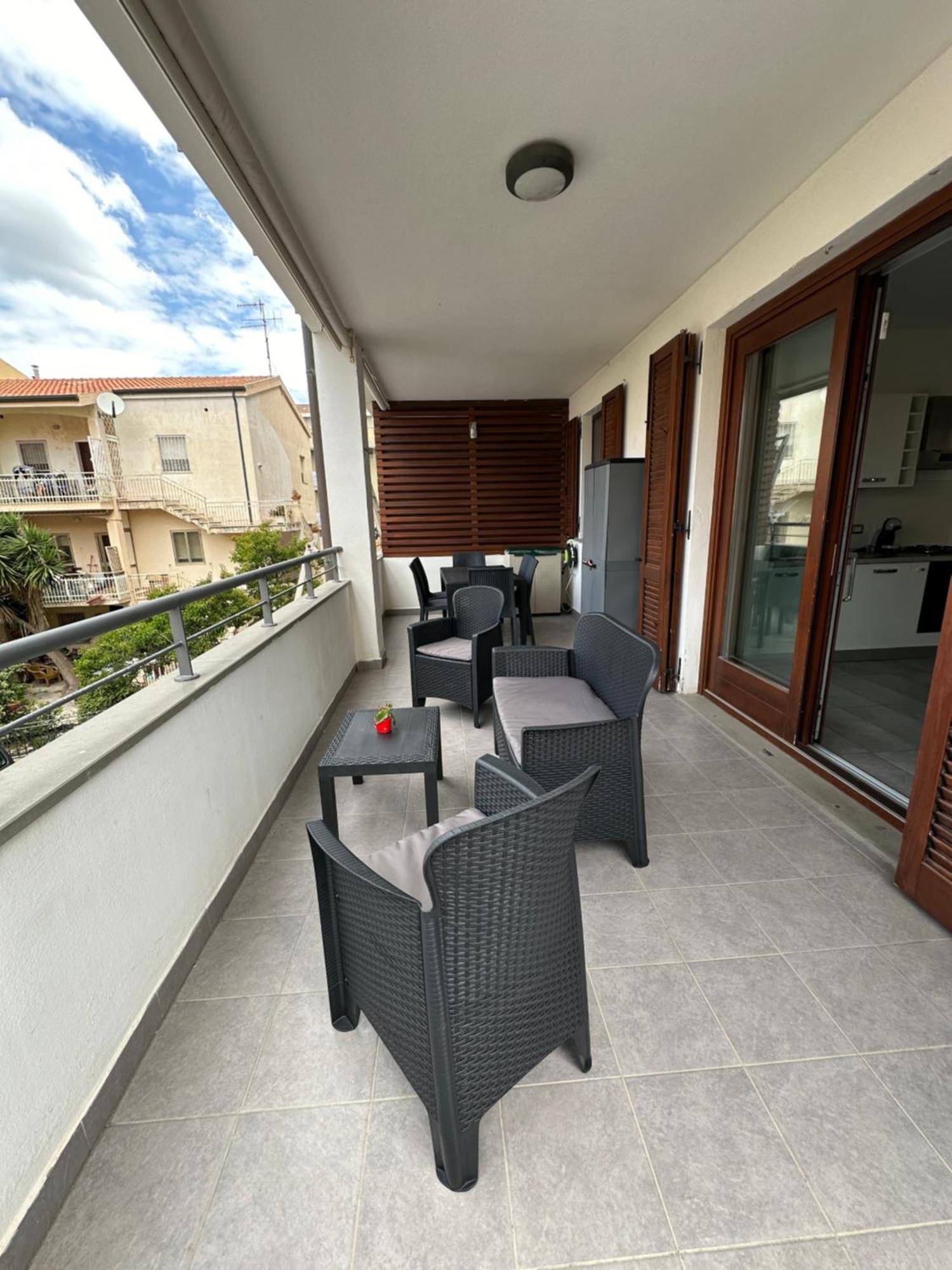 Gris I Blanca Apartment อาลเกโร ภายนอก รูปภาพ
